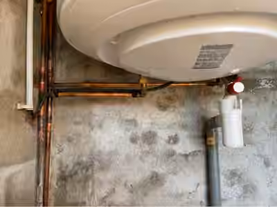 La plomberie au carré 🔧 : plomberie, salle de bain, climatisation / Clément CARRÉ, plombier professionnel dans le VAR